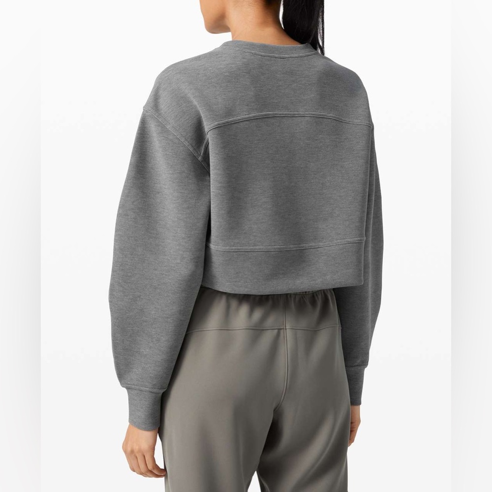 Lululemon Soft Ambitions Crop Crew
Heathered Graphite Grey - Picture 2 of 9